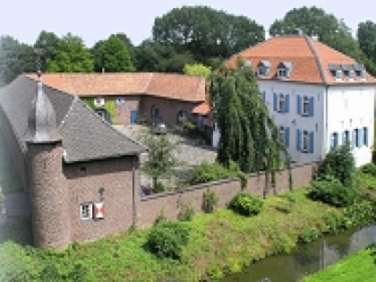 Foto:  Burg-Schaenke Weyer-Kastell